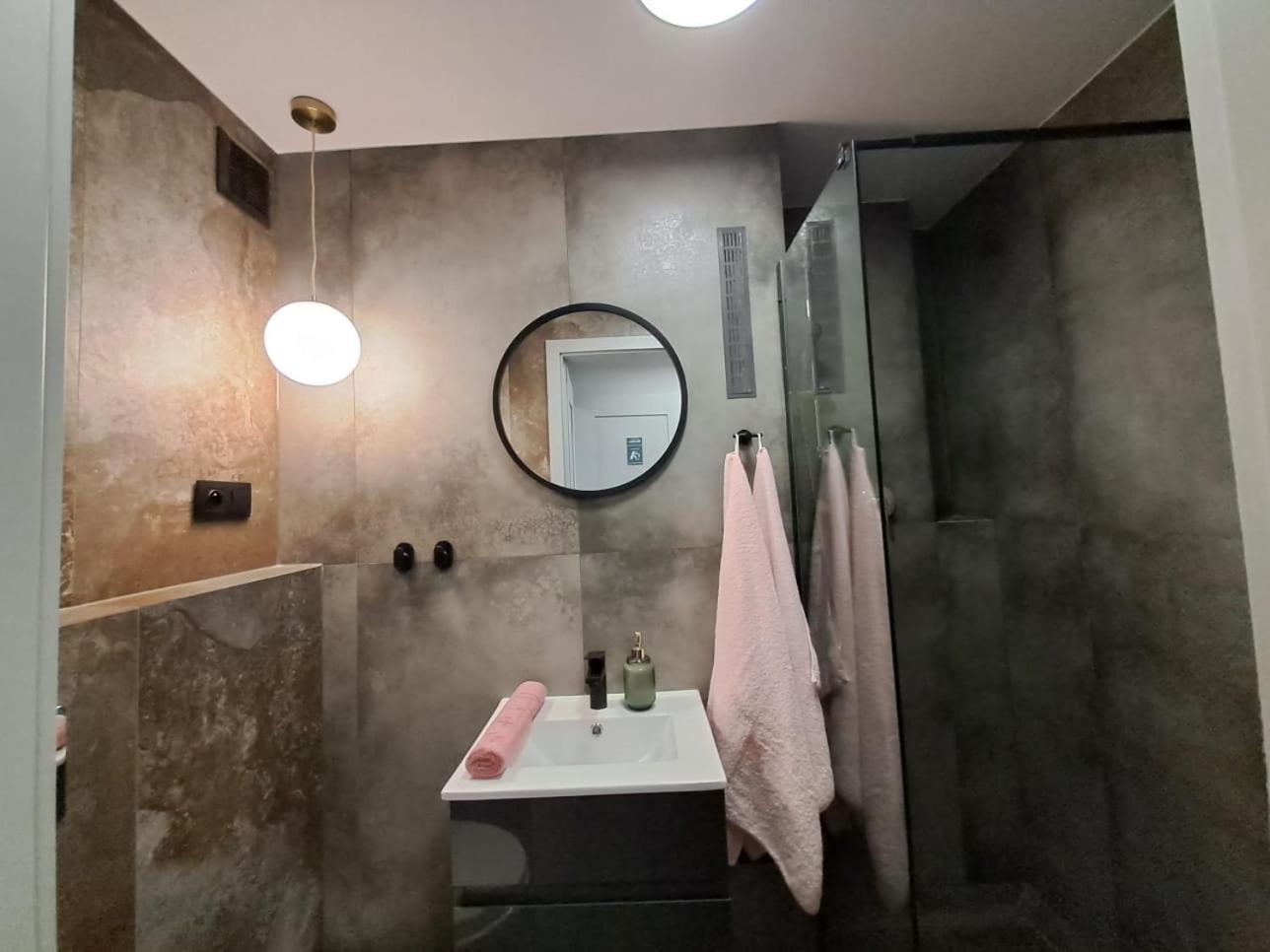 Dk Apartamenty Hotelove Giżycko Esterno foto
