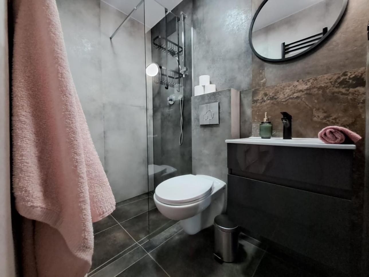 Dk Apartamenty Hotelove Giżycko Esterno foto